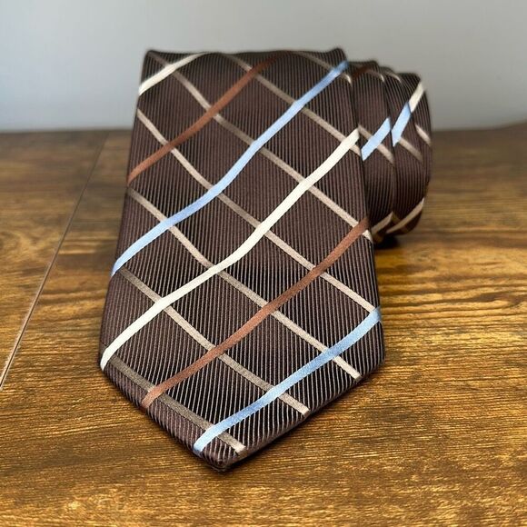 Donald J. Trump Brown Blue 100% Silk tie Necktie Signature Collection Hand Made - Picture 1 of 6